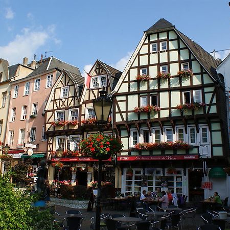 The Burgklause Boutique Hotel Linz am Rhein Eksteriør billede