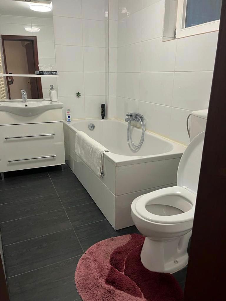 The Burgklause Boutique Hotel Linz am Rhein Eksteriør billede