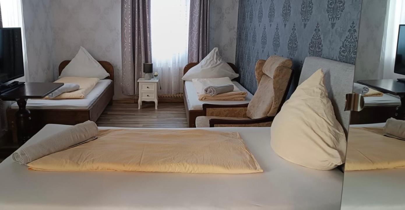 The Burgklause Boutique Hotel Linz am Rhein Eksteriør billede