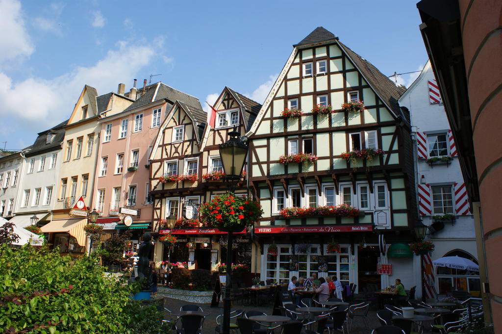 The Burgklause Boutique Hotel Linz am Rhein Eksteriør billede